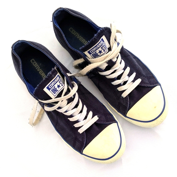 Men's Converse Sneakers sz 9